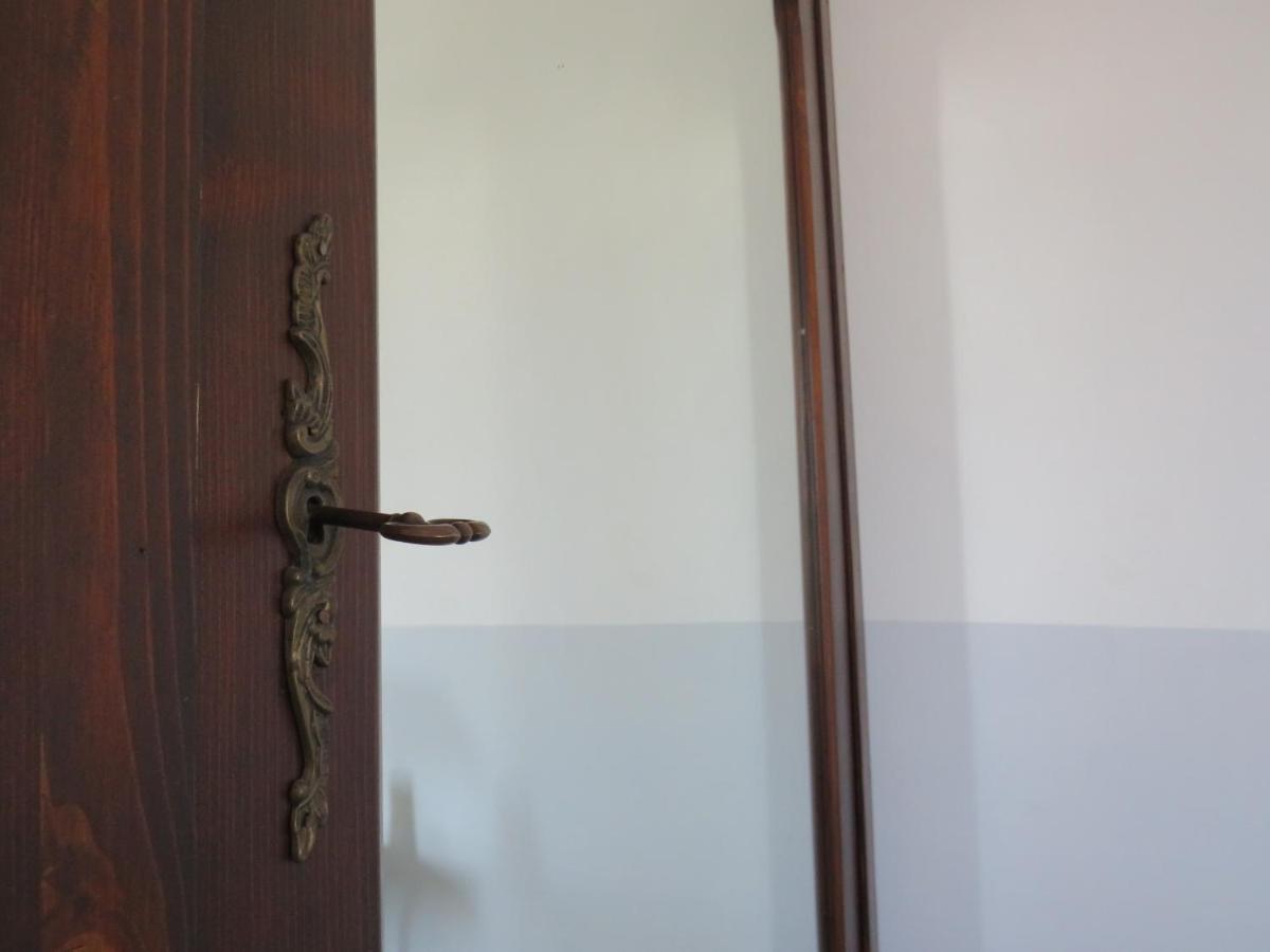 Masseria Borgo Santuri Остуни Екстериор снимка