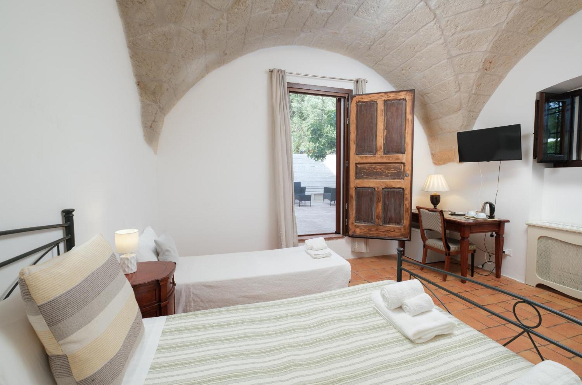 Masseria Borgo Santuri Остуни Стая снимка