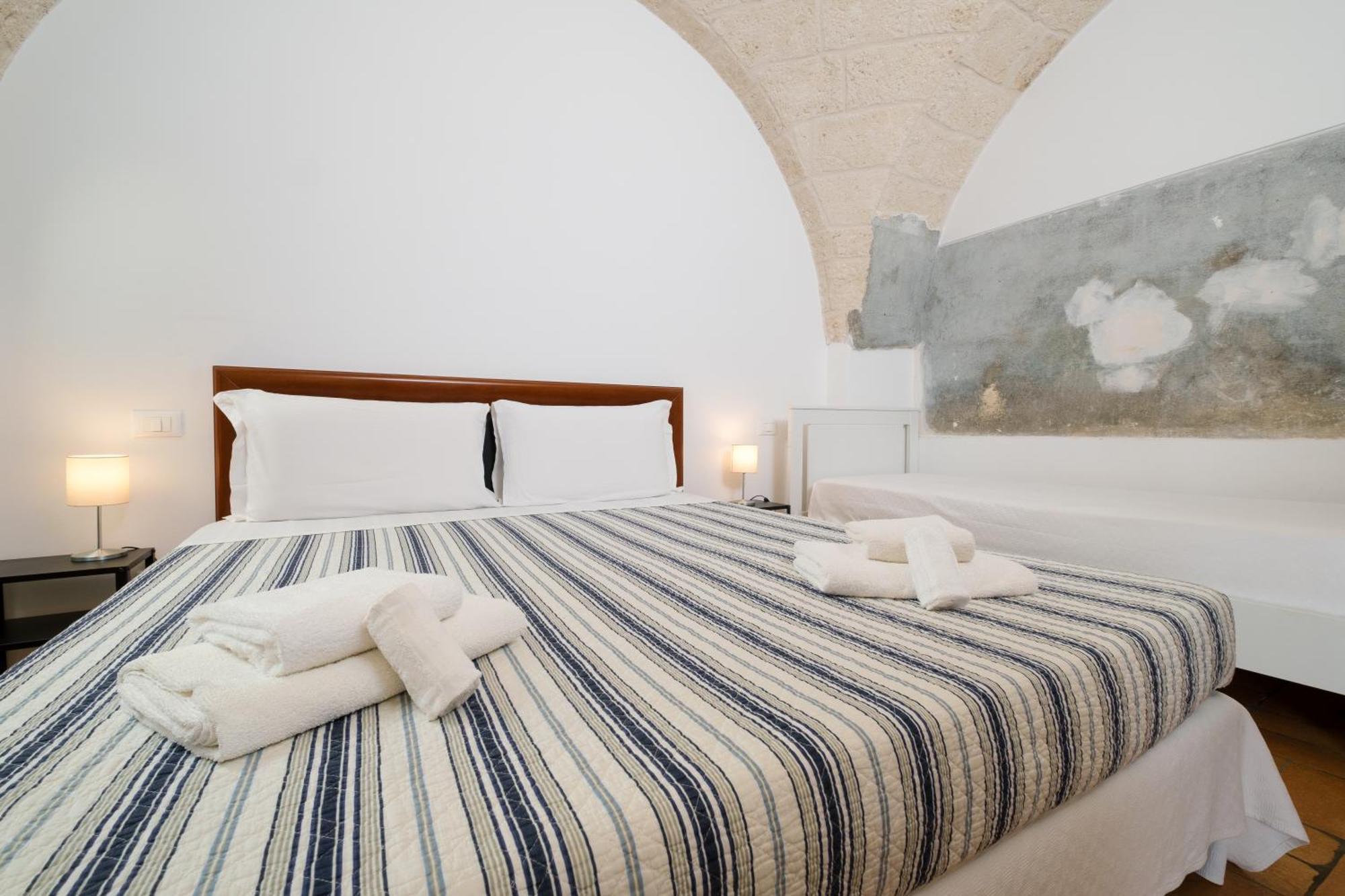 Masseria Borgo Santuri Остуни Стая снимка